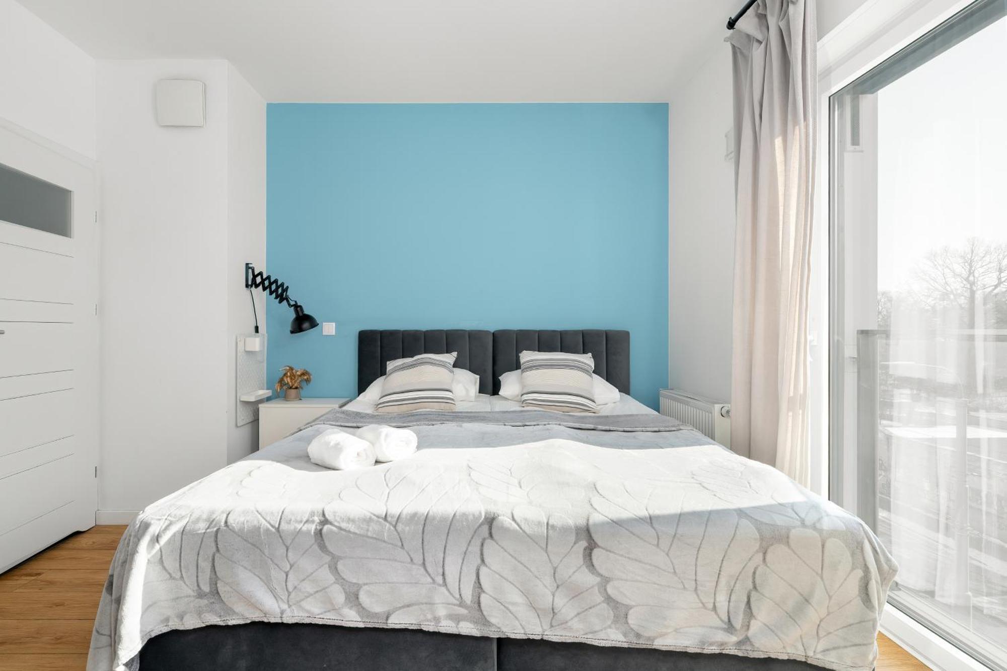 Klimatyczne I Nowoczesne Studio Very Berry W Poznaniu By Noclegi Renters Екстериор снимка