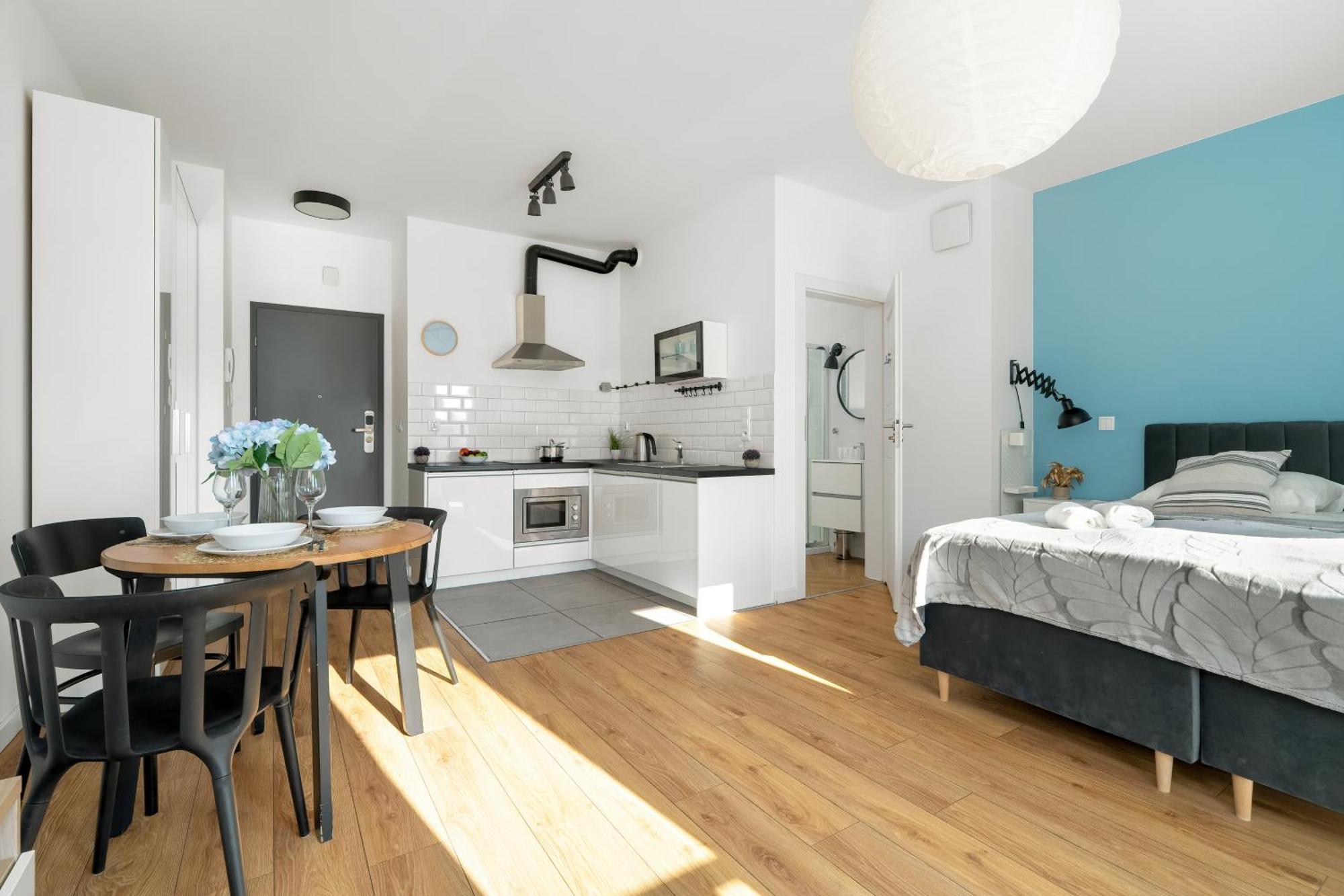 Klimatyczne I Nowoczesne Studio Very Berry W Poznaniu By Noclegi Renters Екстериор снимка
