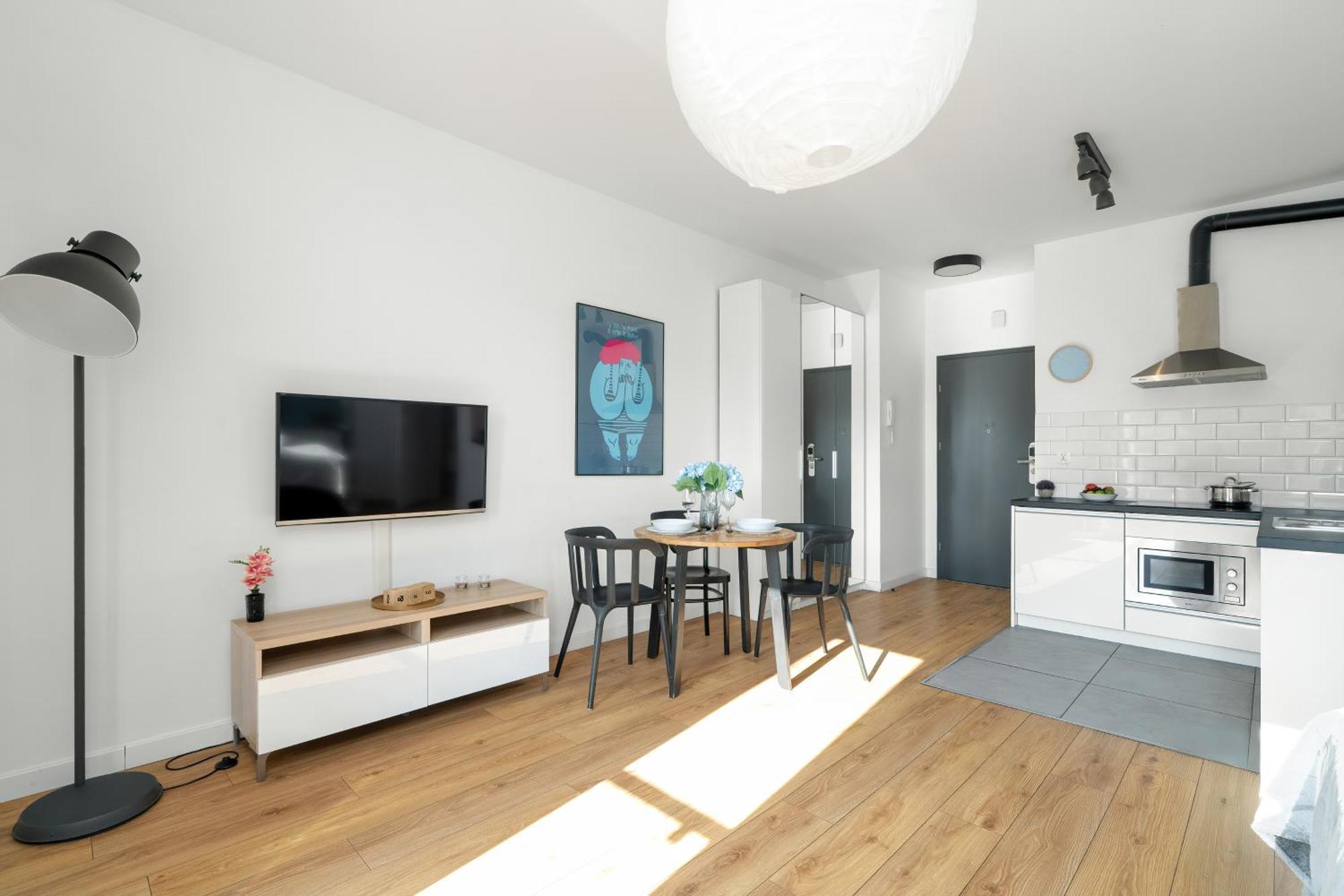 Klimatyczne I Nowoczesne Studio Very Berry W Poznaniu By Noclegi Renters Екстериор снимка